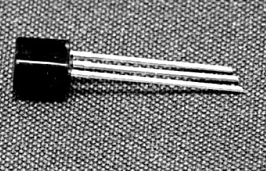 КТ698И транзистор фото 2 КТ698И транзистор фото 2